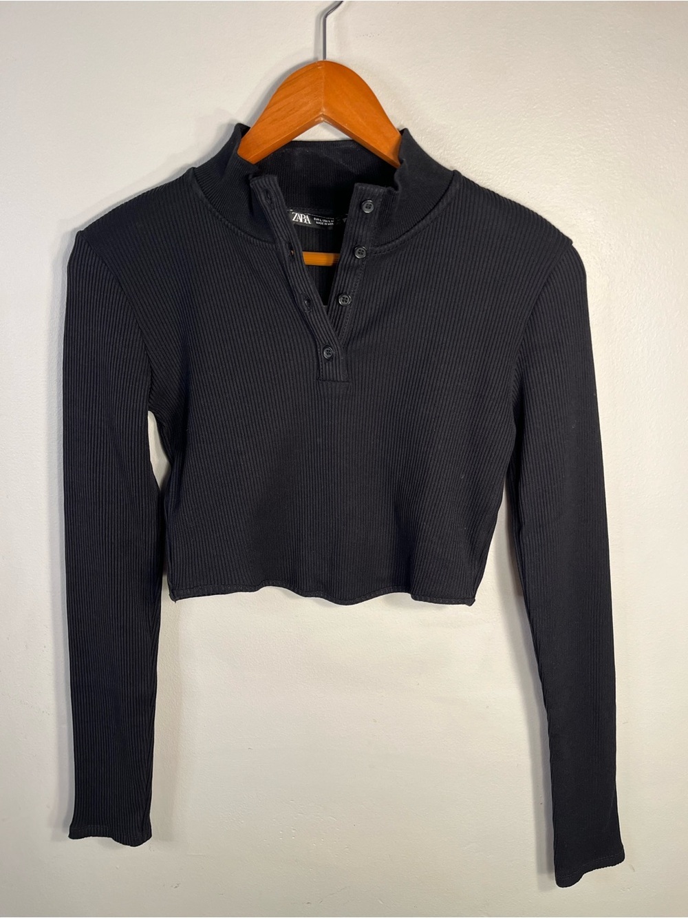 Zara Black Ribbed Cropped Henley Long Sleeve Top